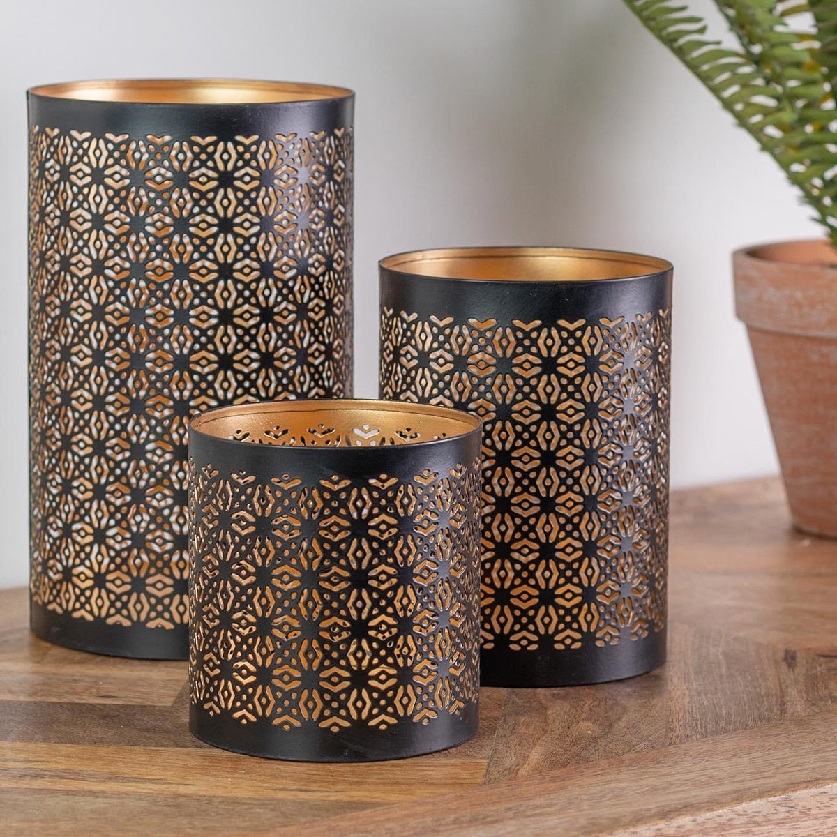 Candle Holders & Lanterns