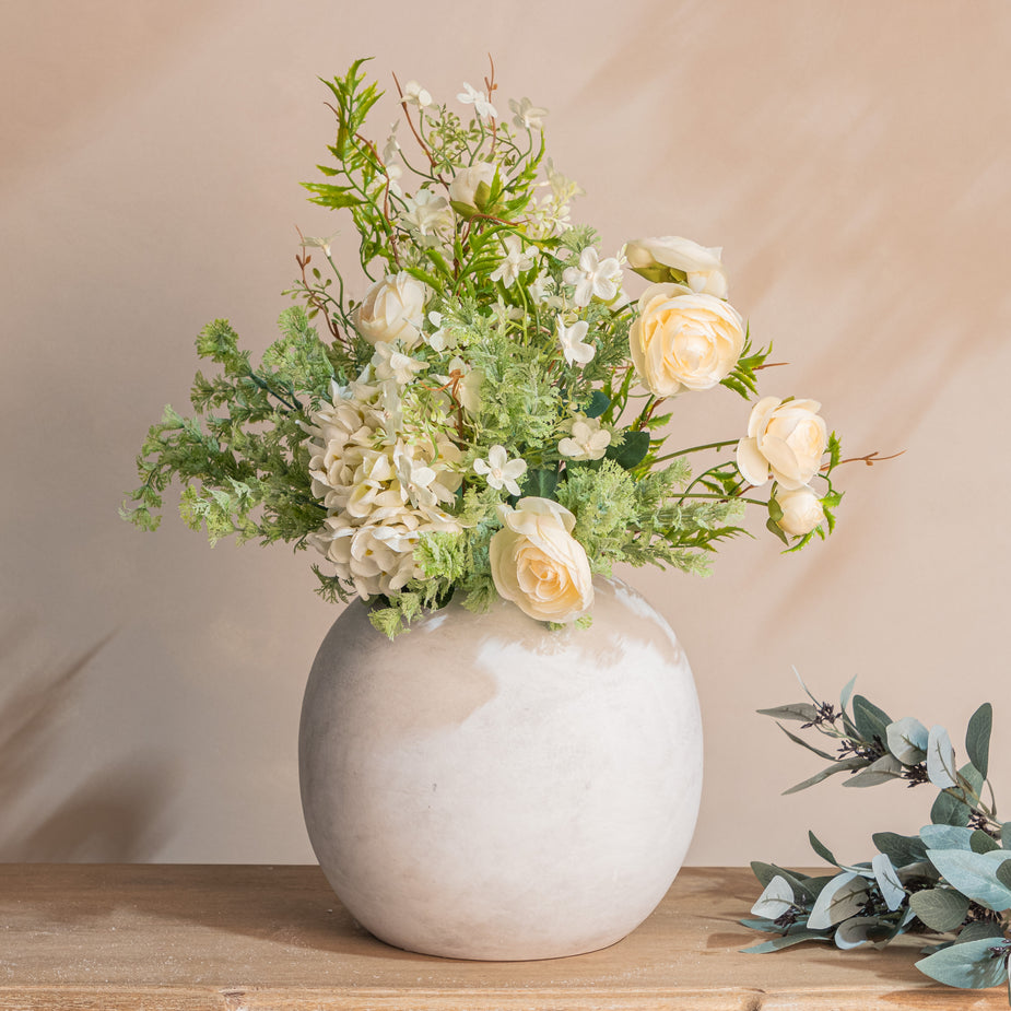 Rustic Textured Matt White Regola Vase – Chosen By Jessica