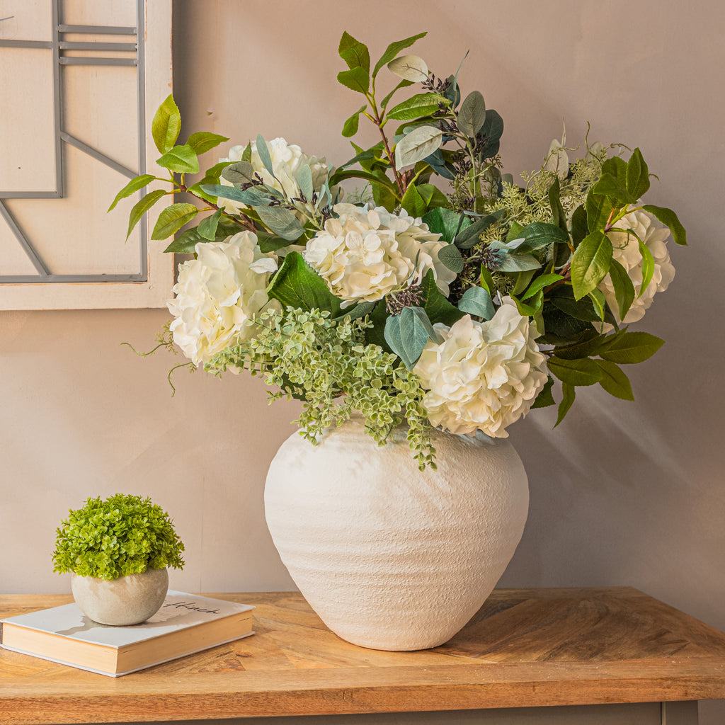 Rustic Textured Matt White Regola Vase – Chosen By Jessica