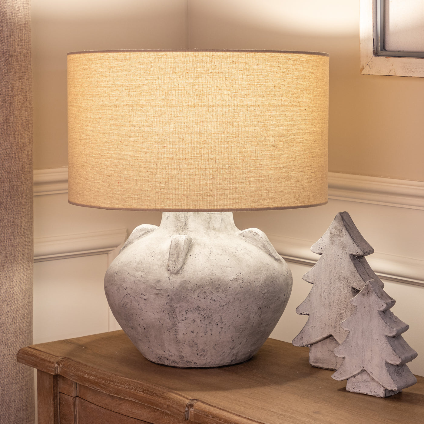 Antique White Roman Style Table Lamp