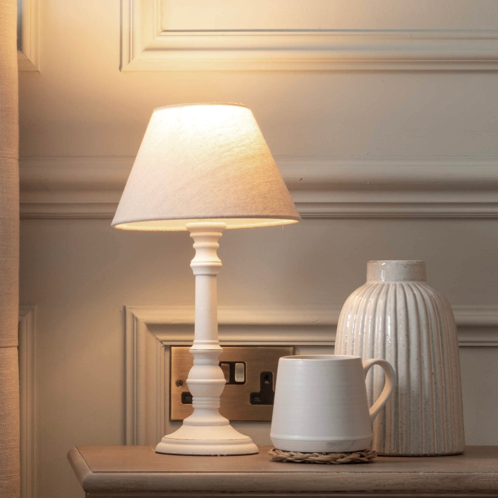White Country Cottage Bedside Table Lamp