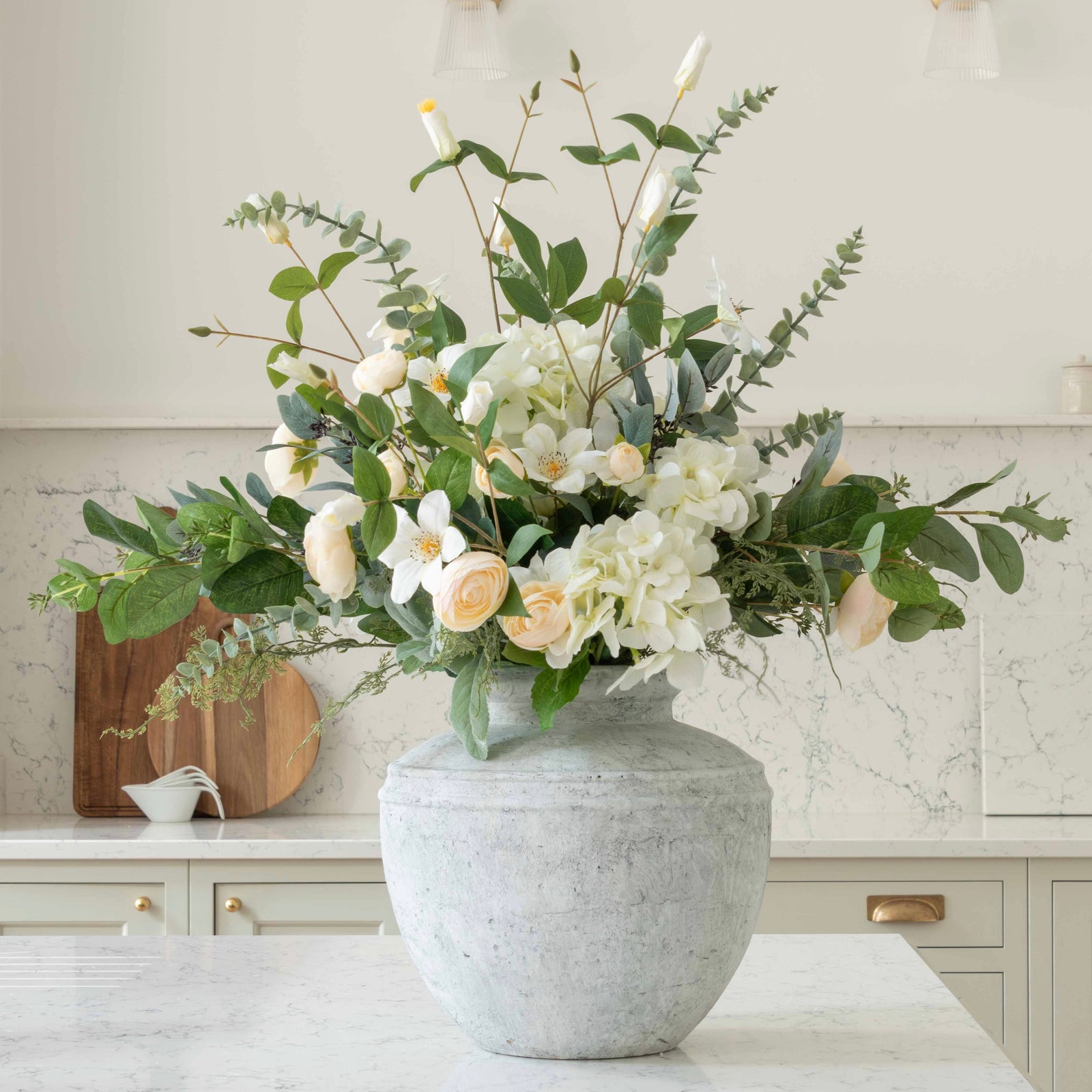 Country House Arrangement
