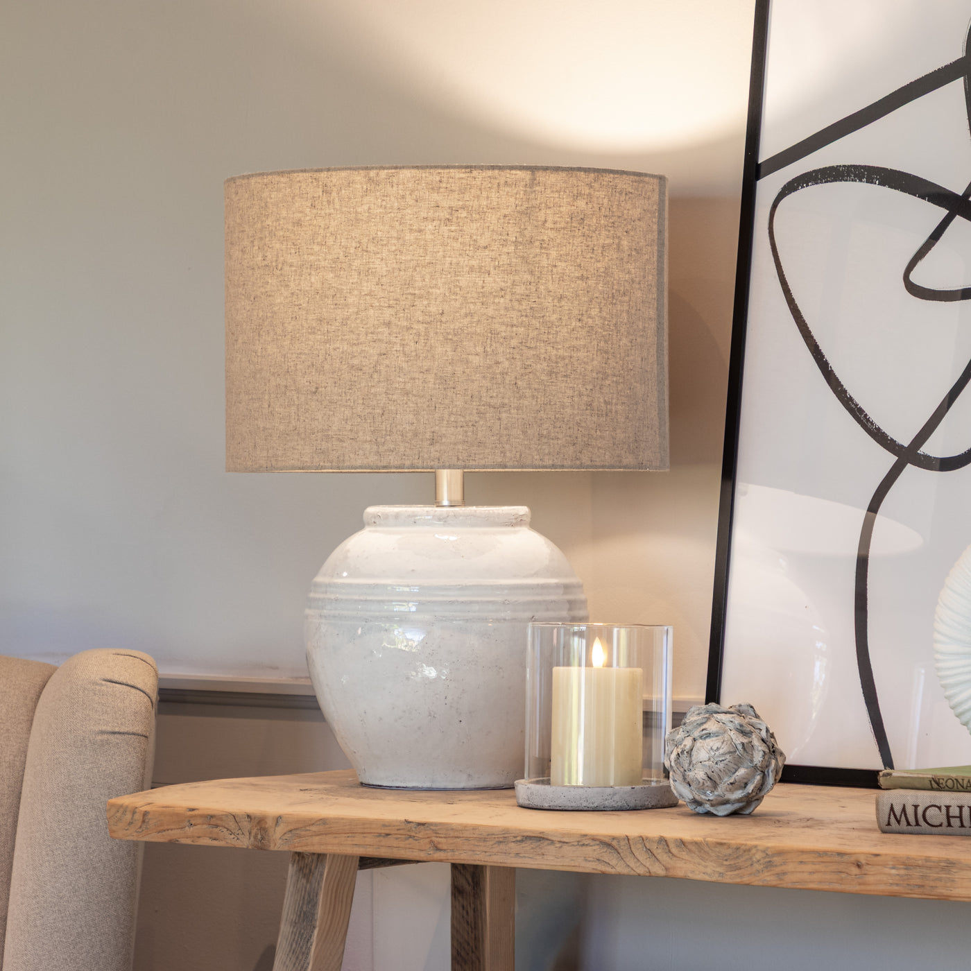 Ceramic White Ribbed Table Lamp