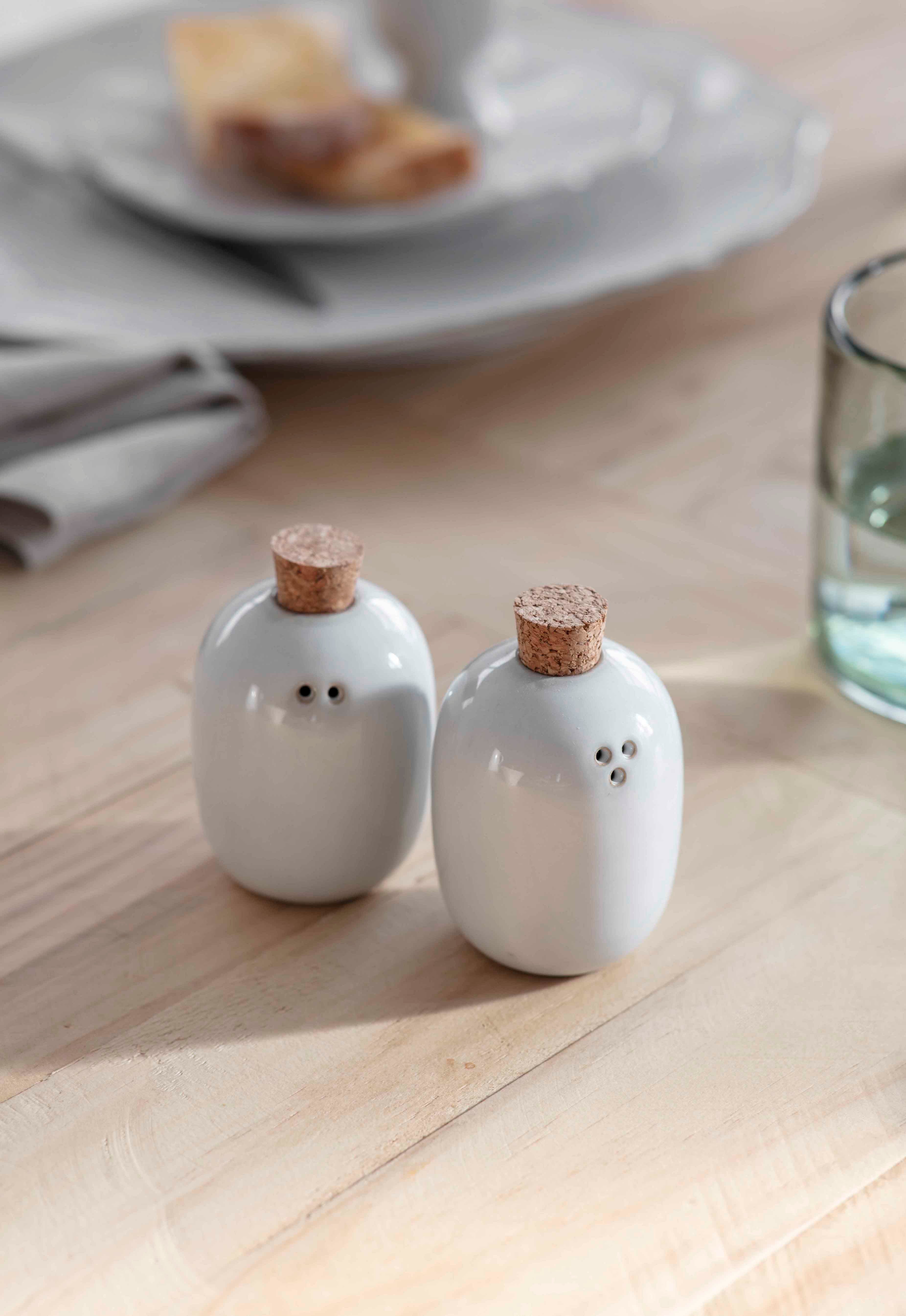 Buy salt and pepper shakers discount