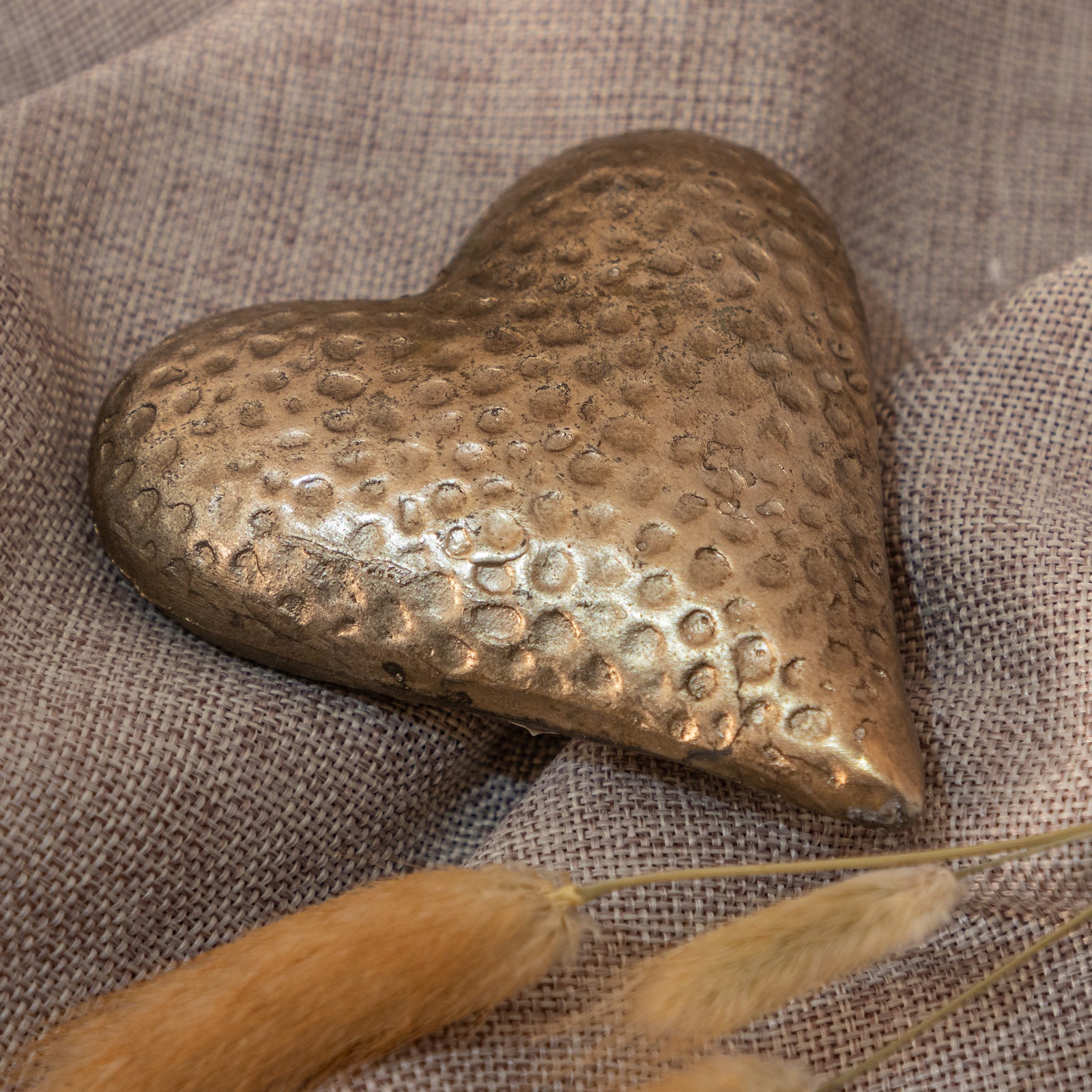 Beautiful Antiqued Bronze Display Heart